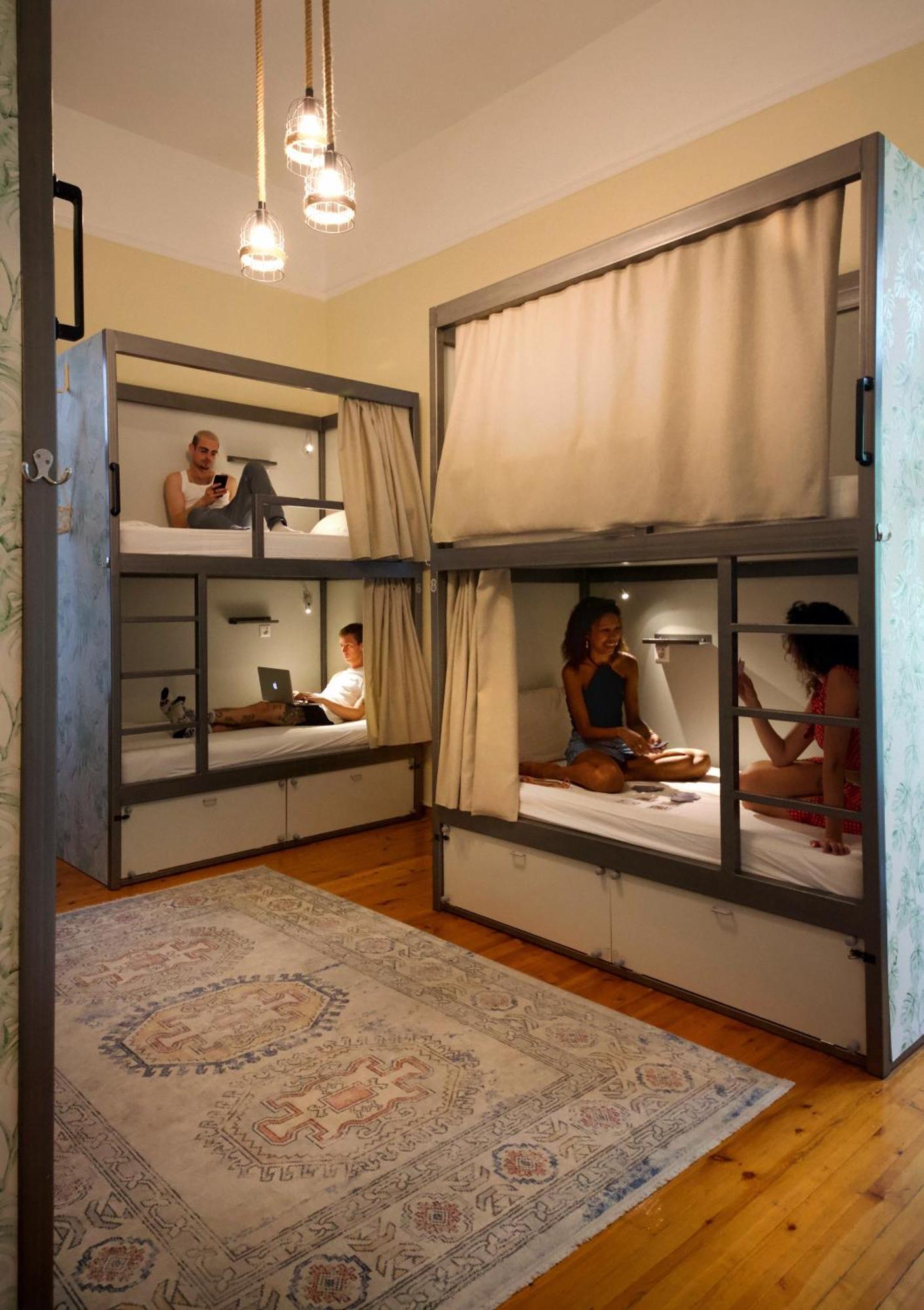 Baloo Hostel Athens Exterior photo