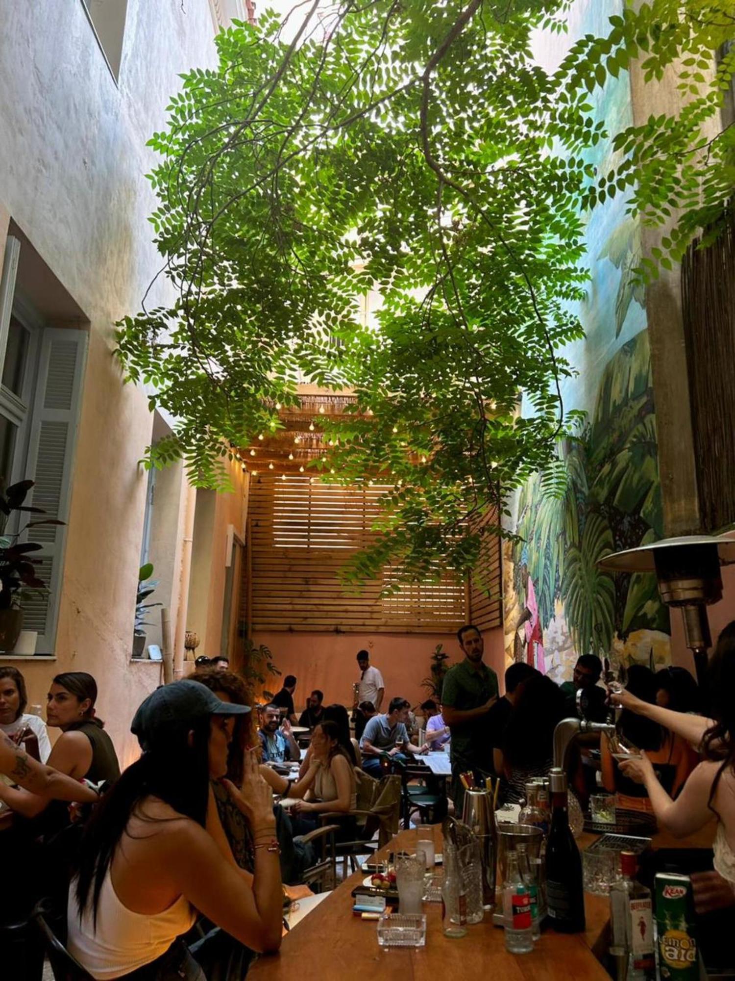 Baloo Hostel Athens Exterior photo