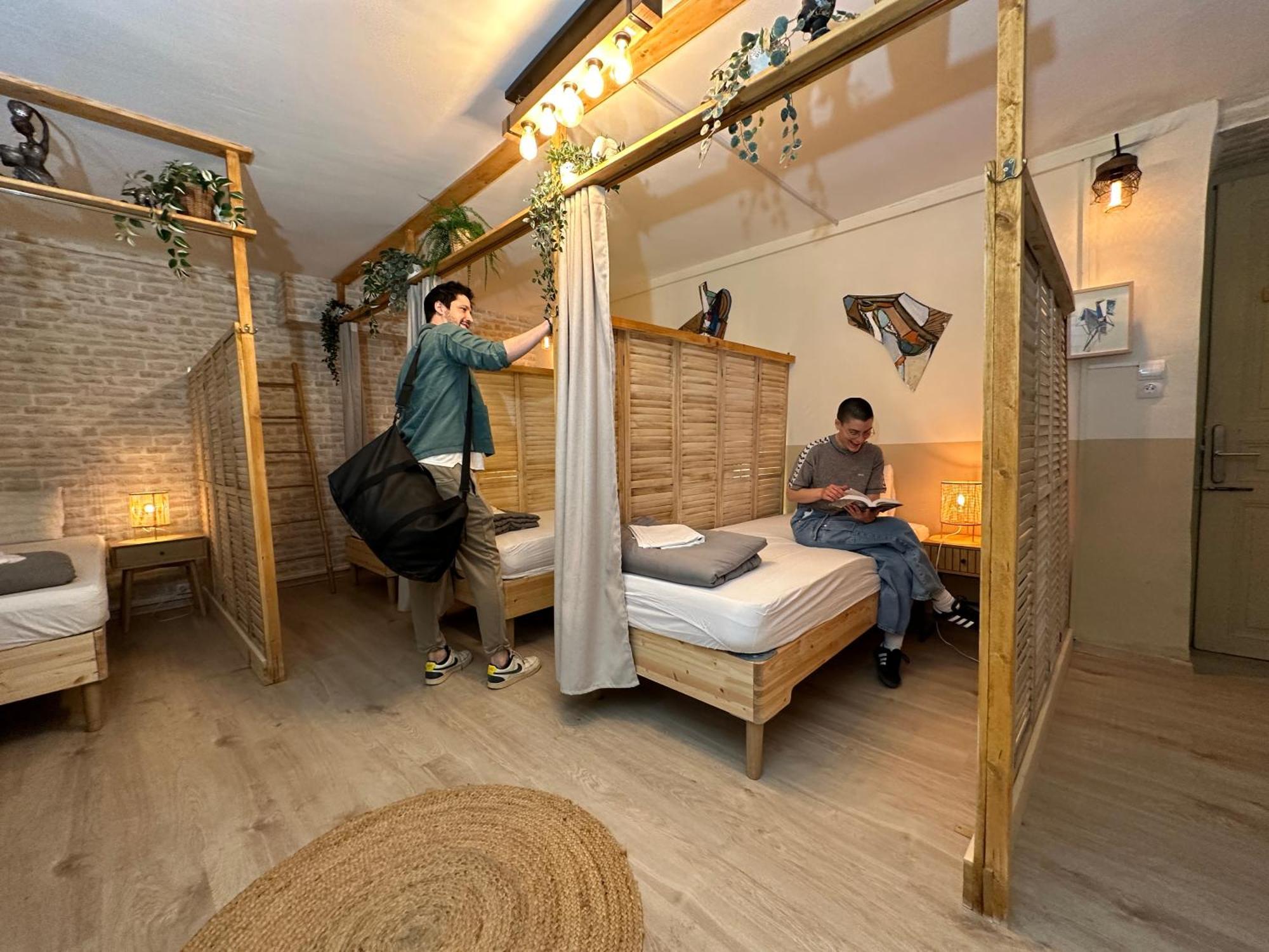 Baloo Hostel Athens Exterior photo
