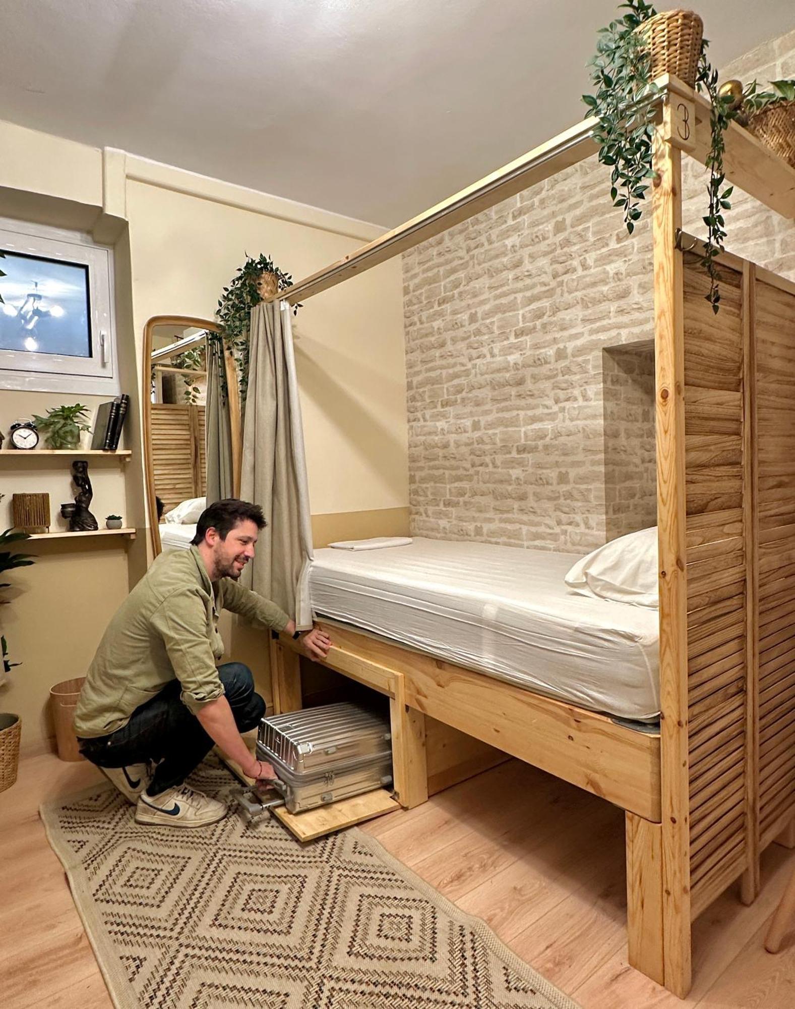 Baloo Hostel Athens Exterior photo